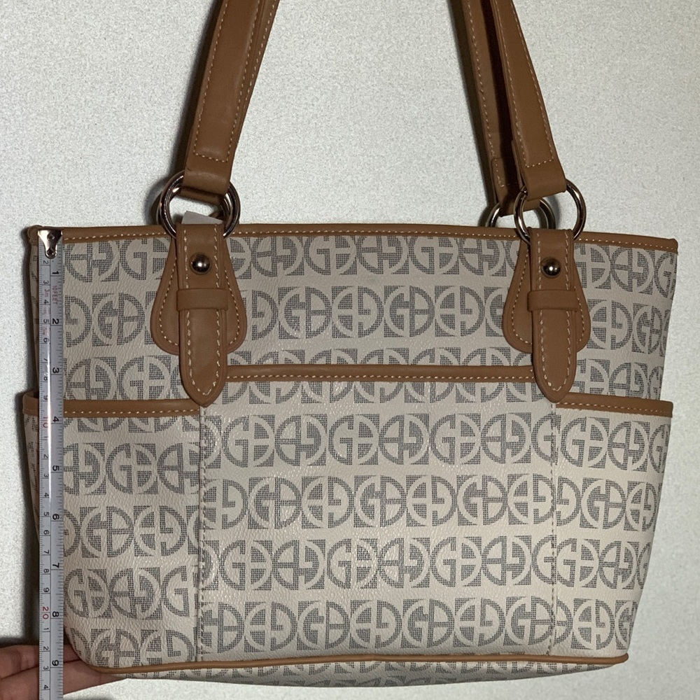 Giani Bernini Tote